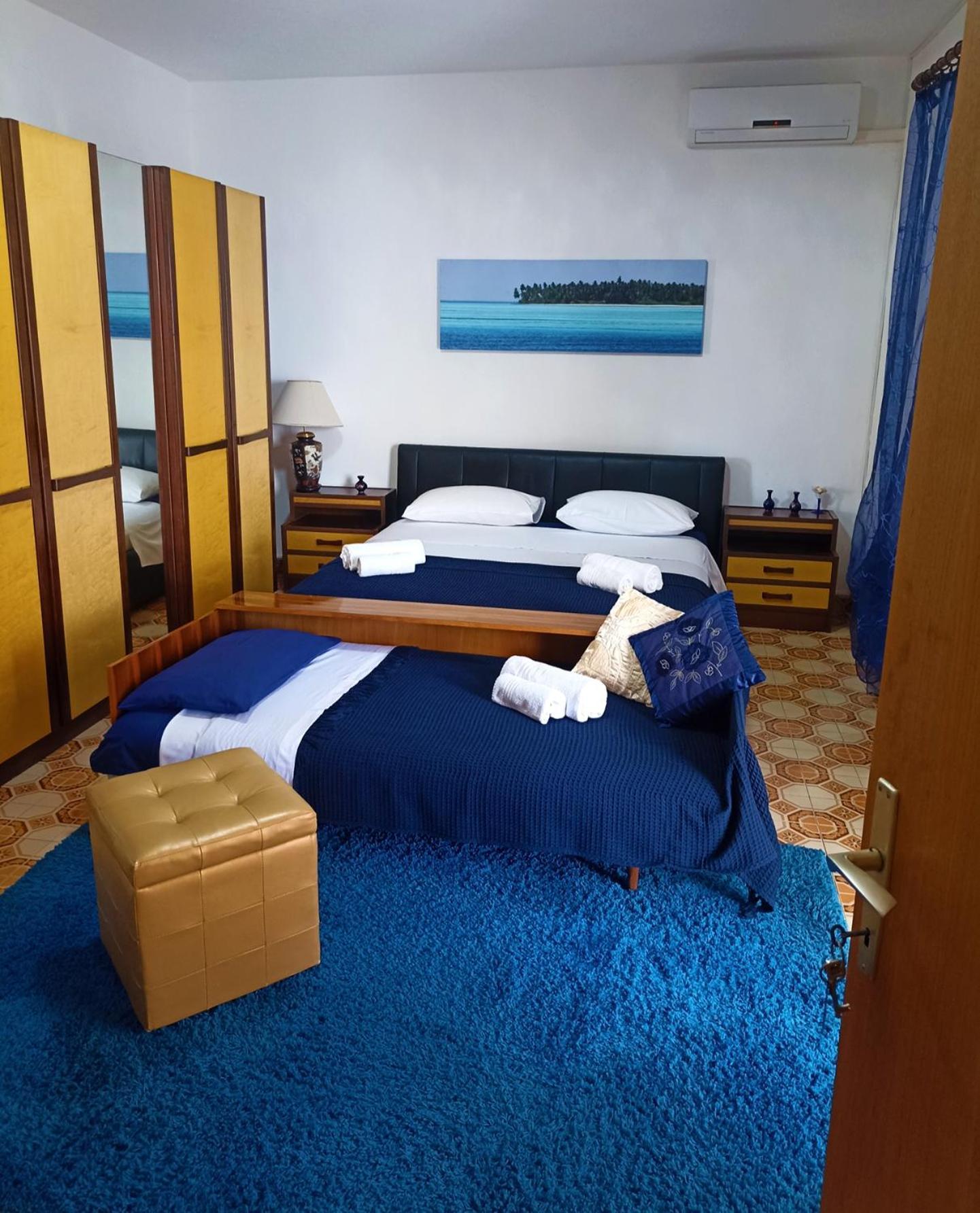 Apartments Villa Laura Пула Екстер'єр фото