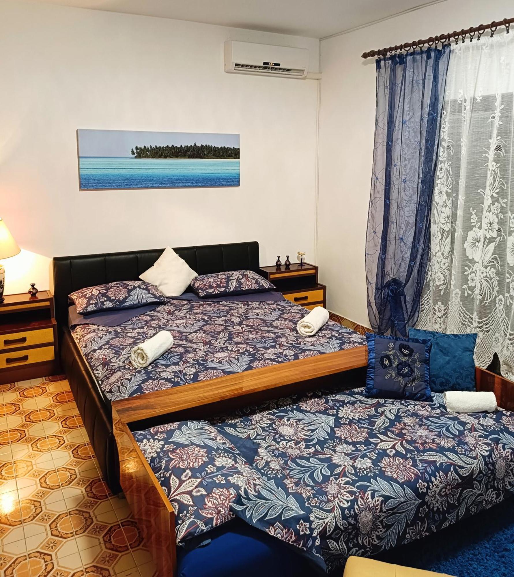 Apartments Villa Laura Пула Екстер'єр фото